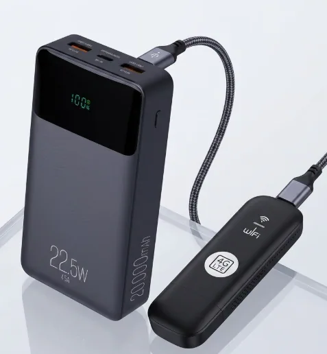 LinkGo 4G conectado a um power bank, pronto para usar em qualquer lugar
